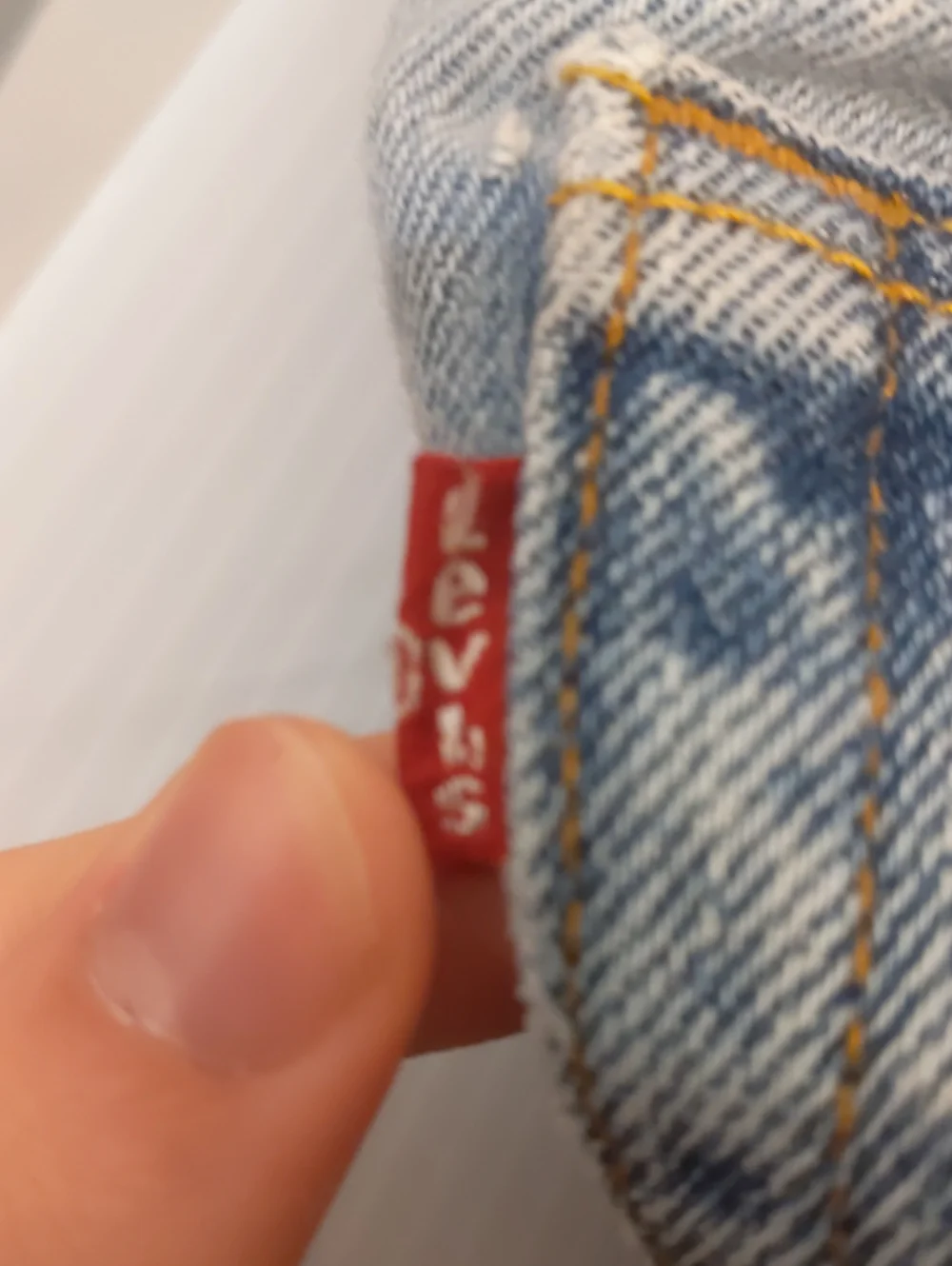 Levis 505 Mens Jeans Fits 35x29 (36x30 Tag) Regular Fit Distressed